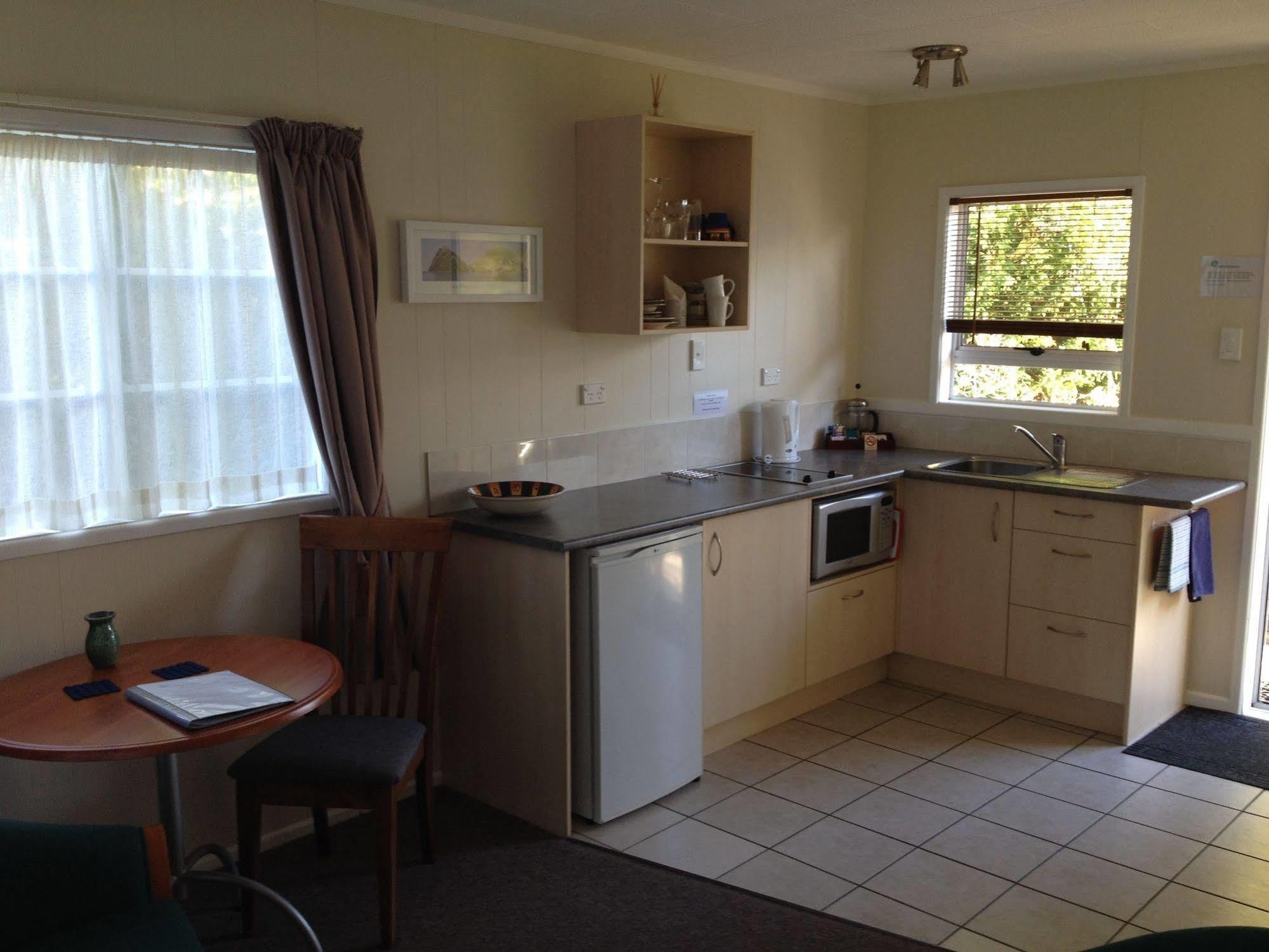 Ash Grove Boutique Motel Paihia Eksteriør billede